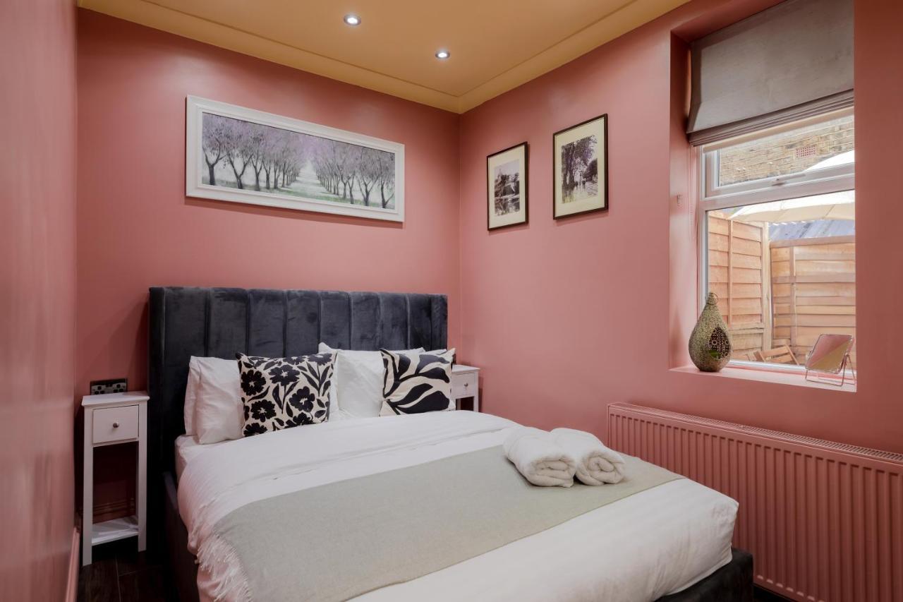 Central Stylish 2-Bed Apartment In Londen Buitenkant foto