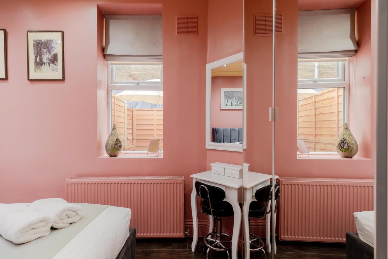 Central Stylish 2-Bed Apartment In Londen Buitenkant foto